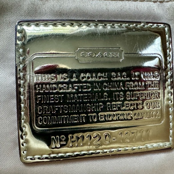 Coach Poppy metallic signature satchel handbag - Picture 8 of 9